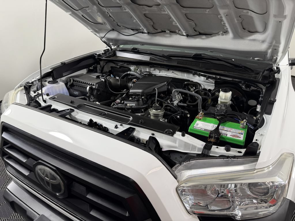 Used 2020 Toyota Tacoma SR RWD image 12