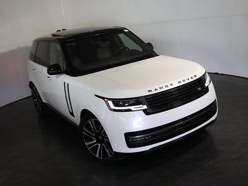 Used 2023 Land Rover Range Rover SE AWD/4WD image 7
