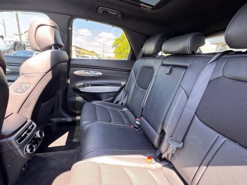 Used 2023 Genesis GV70 2.5T w/ Sport Prestige Package AWD/4WD image 16