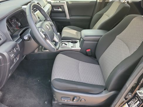 Used 2024 Toyota 4Runner SR5 image 4