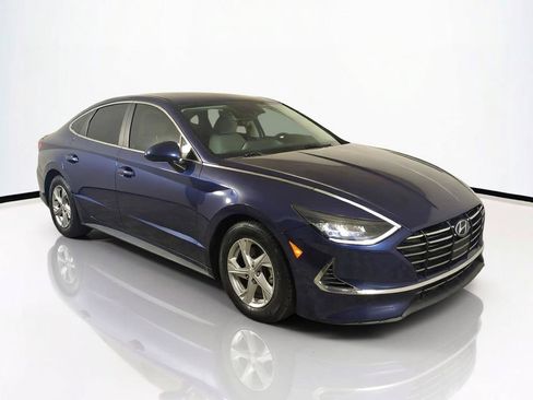 Used 2020 Hyundai Sonata SE FWD image 2