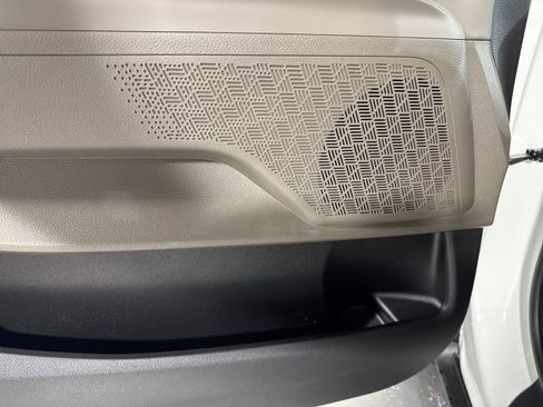 New 2026 Kia Carnival EX image 26