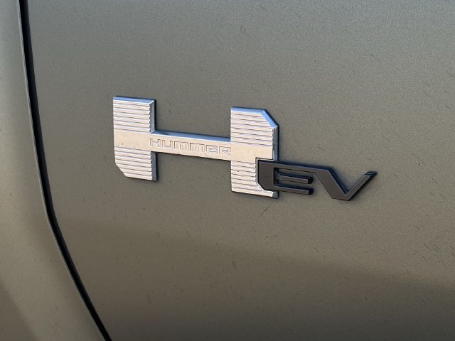 Used 2024 GMC Hummer EV 3X AWD/4WD image 10