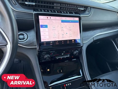 Used 2021 Jeep Grand Cherokee L Limited image 18