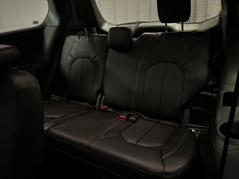 New 2026 Chrysler Pacifica Select w/ S Appearance Package image 23