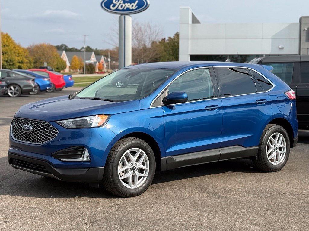 Used 2023 Ford Edge SEL AWD/4WD image 36
