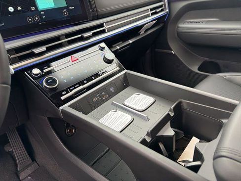New 2026 Hyundai Santa Fe Limited AWD/4WD image 28