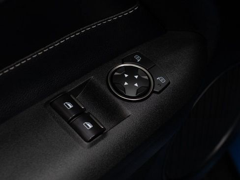 Used 2021 Ford Mustang Shelby GT500 w/ Carbon Fiber Track Pack image 20