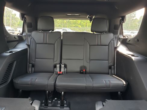 Used 2023 Chevrolet Tahoe RST w/ Luxury Package RWD image 34