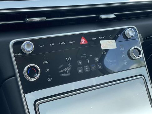 New 2026 Genesis GV80 2.5T AWD/4WD image 16