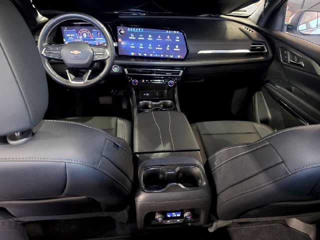 Used 2026 Chevrolet Traverse LT FWD image 40