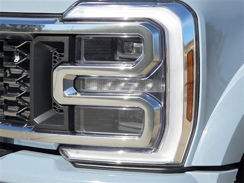 Used 2024 Ford F450 Limited w/ FX4 Off-Road Package image 4