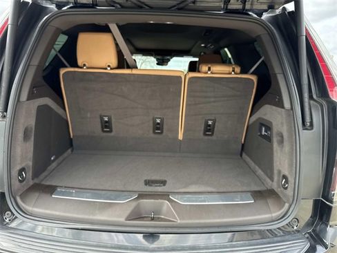 Used 2024 Cadillac Escalade Sport image 12