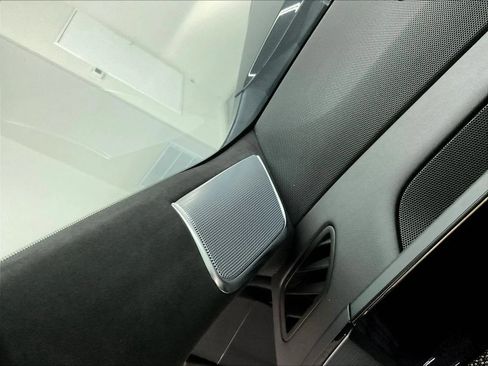 Used 2025 Cadillac Escalade V AWD/4WD image 43