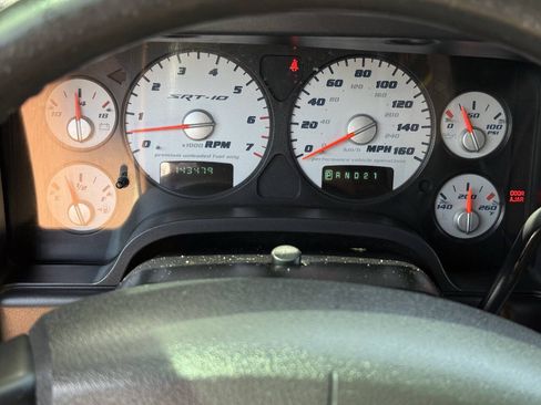 Used 2005 Dodge Ram 1500 Truck 2WD Quad Cab image 23