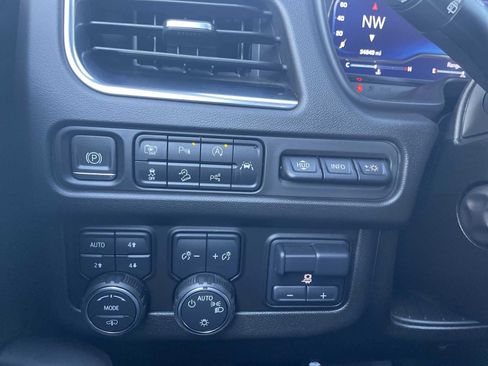 Certified 2023 Chevrolet Tahoe High Country w/ Advanced Technology Package image 17