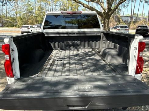 Used 2024 Chevrolet Silverado 2500 High Country w/ High Country Premium Package image 12