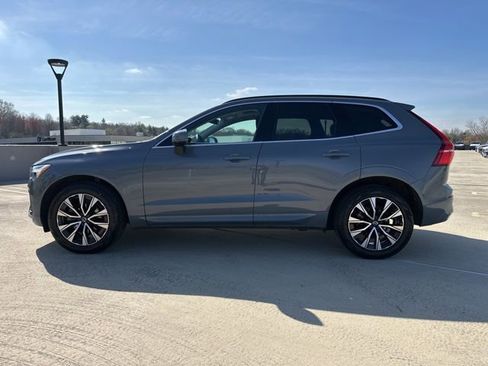 Certified 2023 Volvo XC60 B5 Core w/ Climate Package AWD/4WD image 5