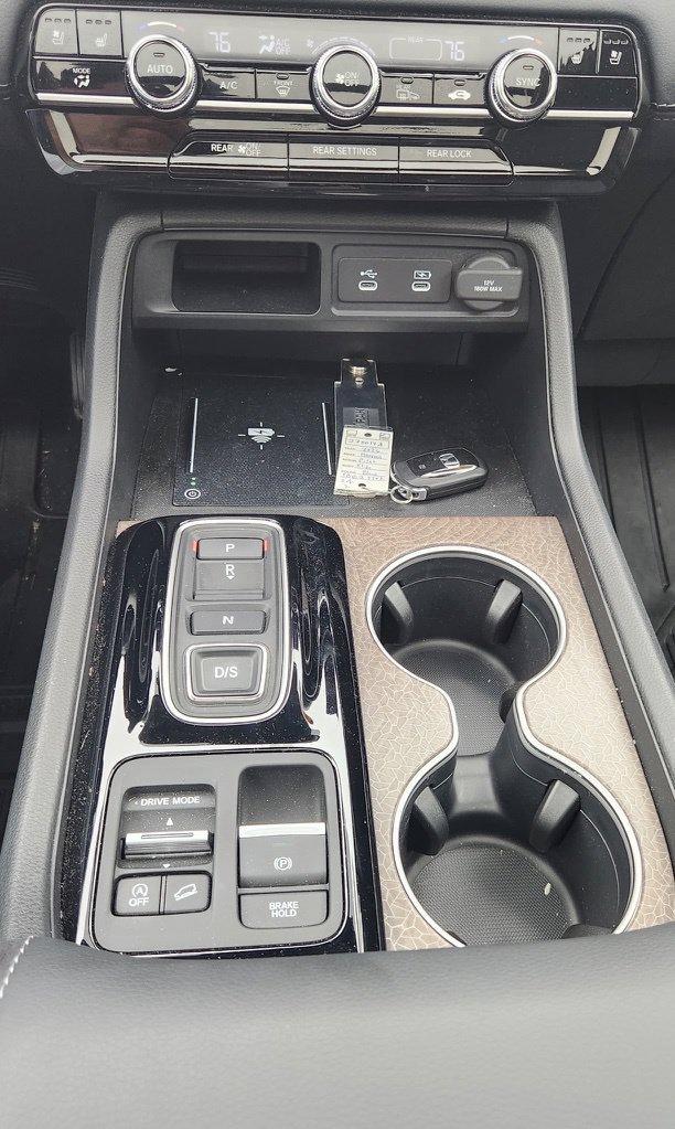 Used 2026 Honda Pilot Elite image 14
