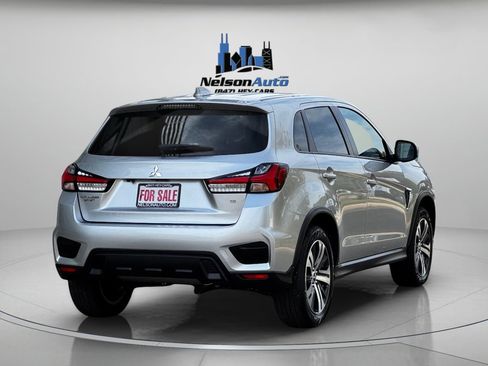 Used 2021 Mitsubishi Outlander Sport SE image 3