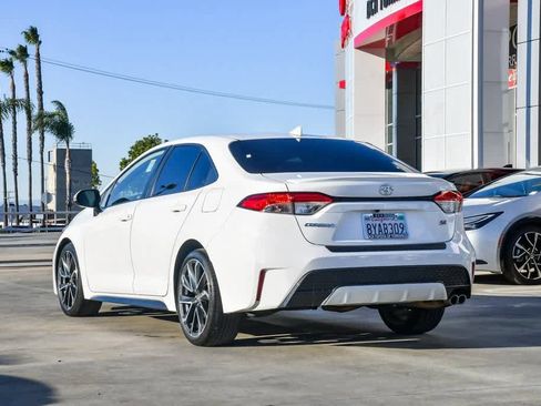 Used 2022 Toyota Corolla SE image 9