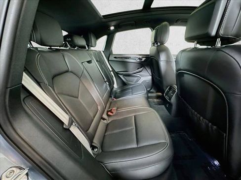 Certified 2025 Porsche Macan Turbo AWD/4WD image 24