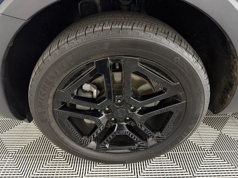 Used 2025 Kia Telluride EX X-Line AWD/4WD image 12