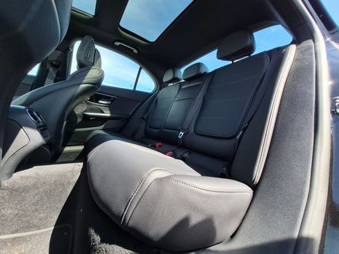 Used 2024 Mercedes-Benz C 300 Sedan image 17
