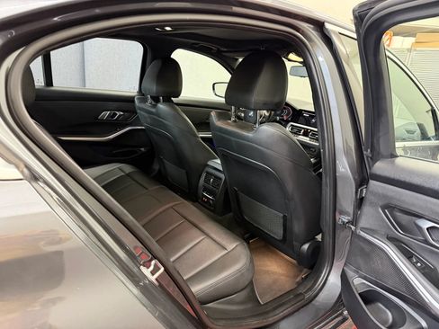 Used 2019 BMW 330i xDrive Sedan w/ Premium Package AWD/4WD image 12
