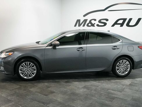 Used 2015 Lexus ES 350 w/ Premium Package FWD image 3