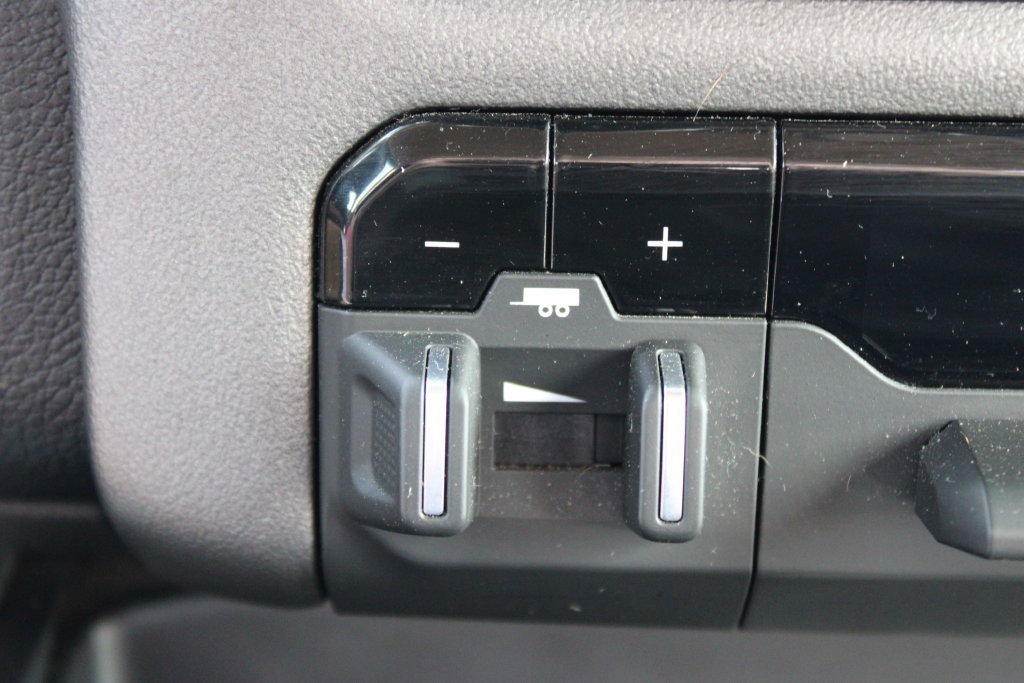 Used 2022 RAM 3500 Big Horn w/ Level 1 Equipment Group AWD/4WD image 35