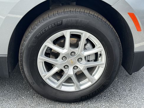 Certified 2024 Chevrolet Equinox LT w/ LPO, Floor Liner Package image 13