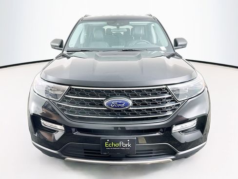 Used 2024 Ford Explorer XLT w/ Equipment Group 202A image 2