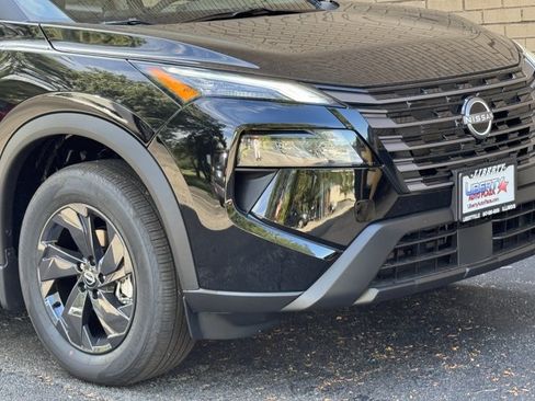 New 2026 Nissan Rogue SV AWD/4WD image 3
