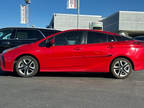 Used 2020 Toyota Prius Limited image 6