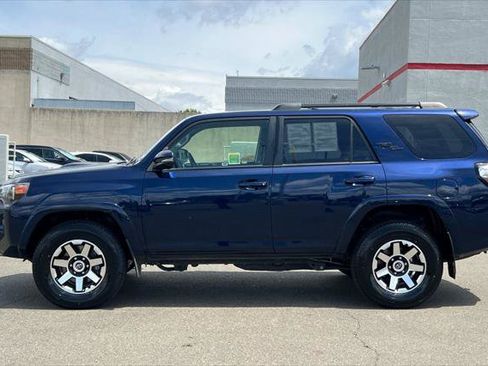 Certified 2023 Toyota 4Runner TRD Off-Road Premium AWD/4WD image 9