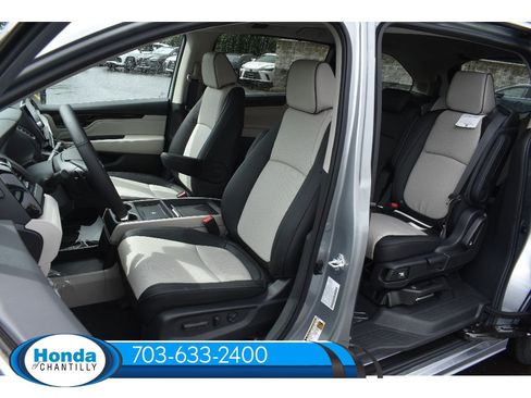 New 2026 Honda Odyssey Elite image 26