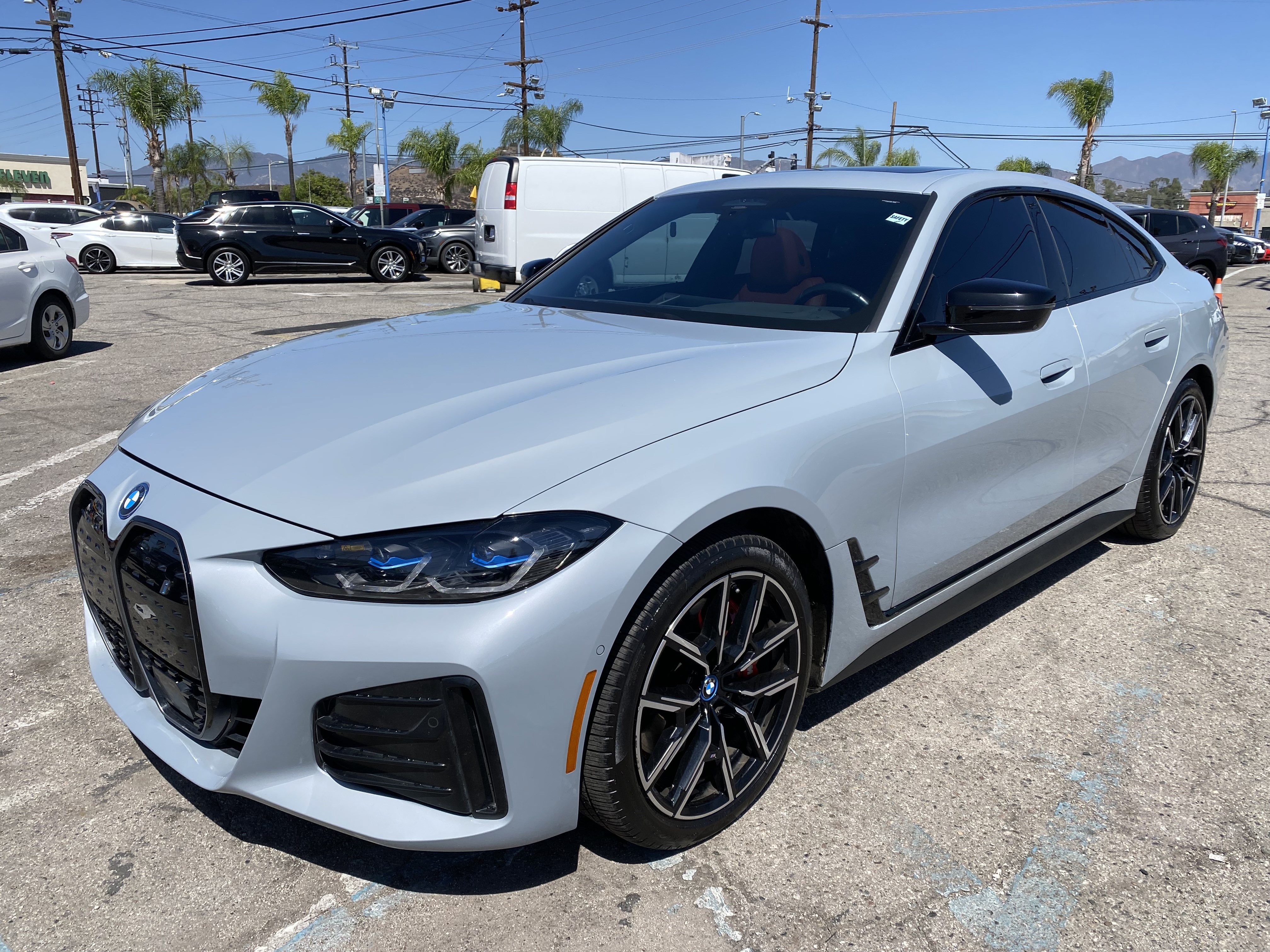 Used 2023 BMW i4 eDrive40 w/ M Sport Package RWD image 2
