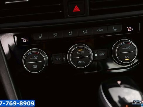 Used 2022 Volkswagen Jetta SE image 22