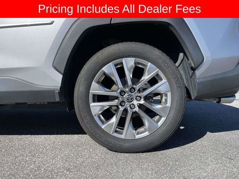 Used 2021 Toyota RAV4 Limited AWD/4WD image 9