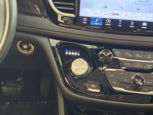 Used 2021 Chrysler Pacifica Pinnacle image 22