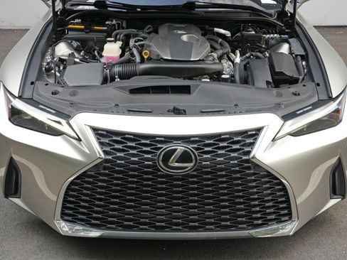 Used 2021 Lexus IS 300 w/ Comfort Package RWD image 7