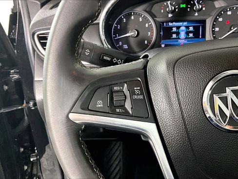 Certified 2022 Buick Encore Preferred AWD/4WD image 20