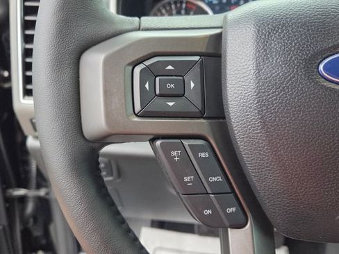 Used 2021 Ford Expedition XLT image 26