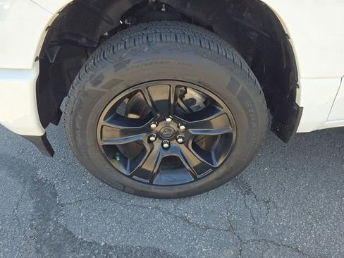 Used 2023 RAM 1500 Big Horn AWD/4WD image 21