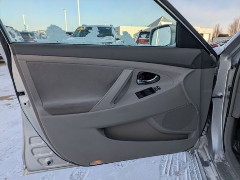 Used 2007 Toyota Camry LE image 11