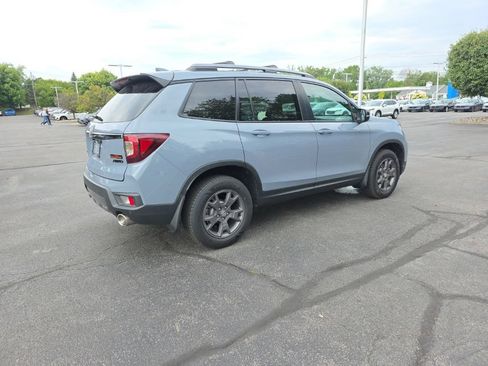 Used 2024 Honda Passport TrailSport image 7