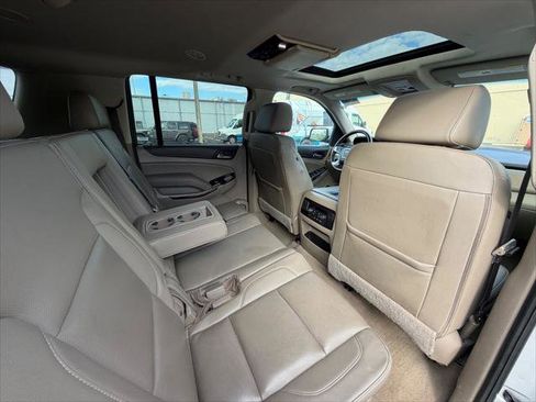 Used 2019 GMC Yukon XL SLT w/ Open Road Package image 14