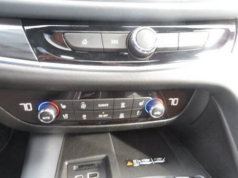 Used 2023 Buick Enclave Premium w/ Experience Buick Package image 26