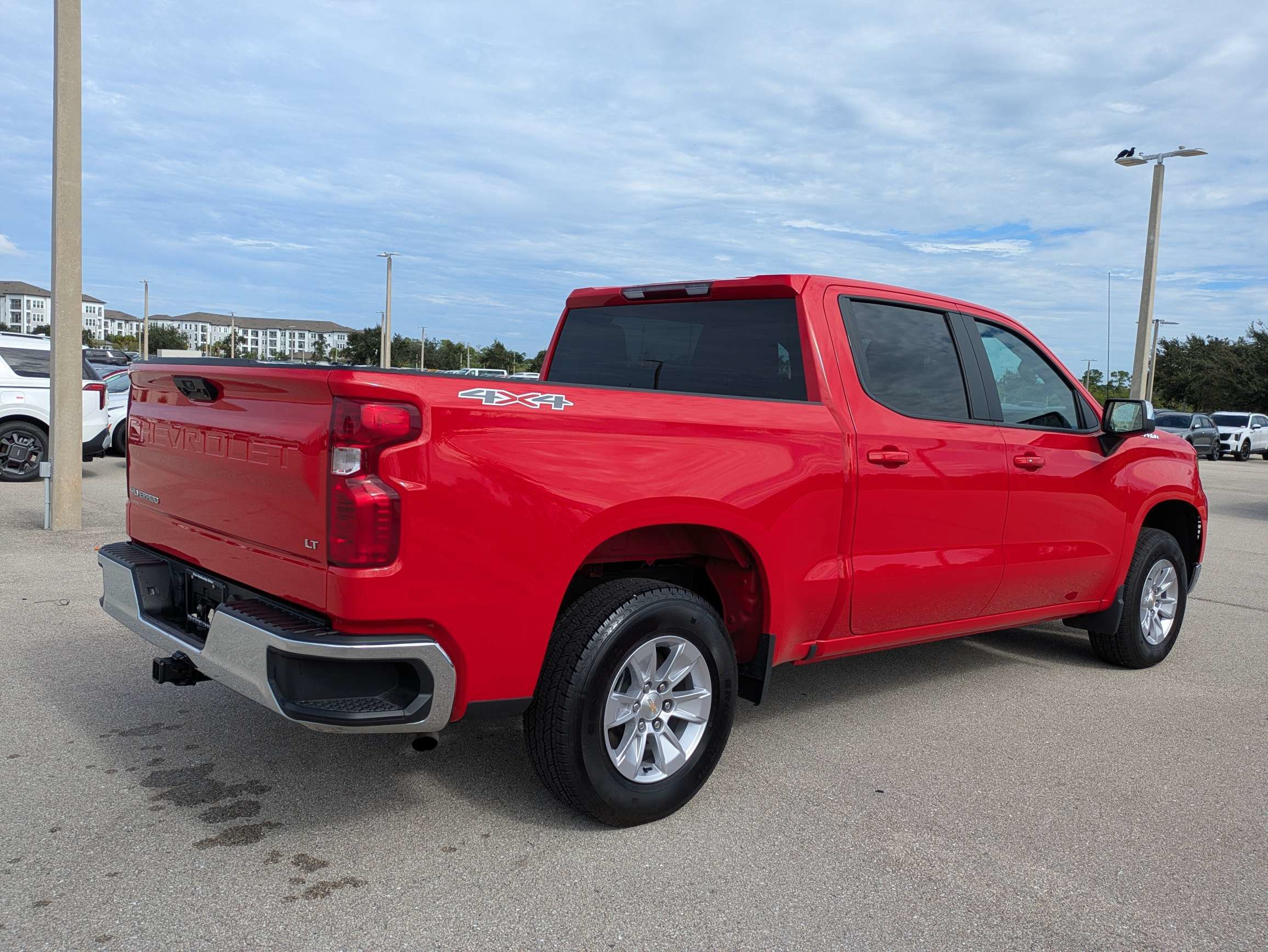 Used 2026 Chevrolet Silverado 1500 LT AWD/4WD image 4